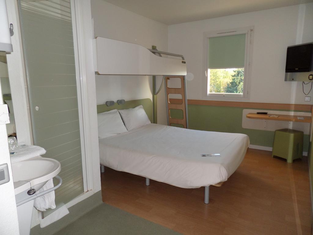 Ibis Budget Issoire Room photo